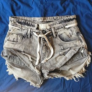 One Teaspoon grey shorts size 27